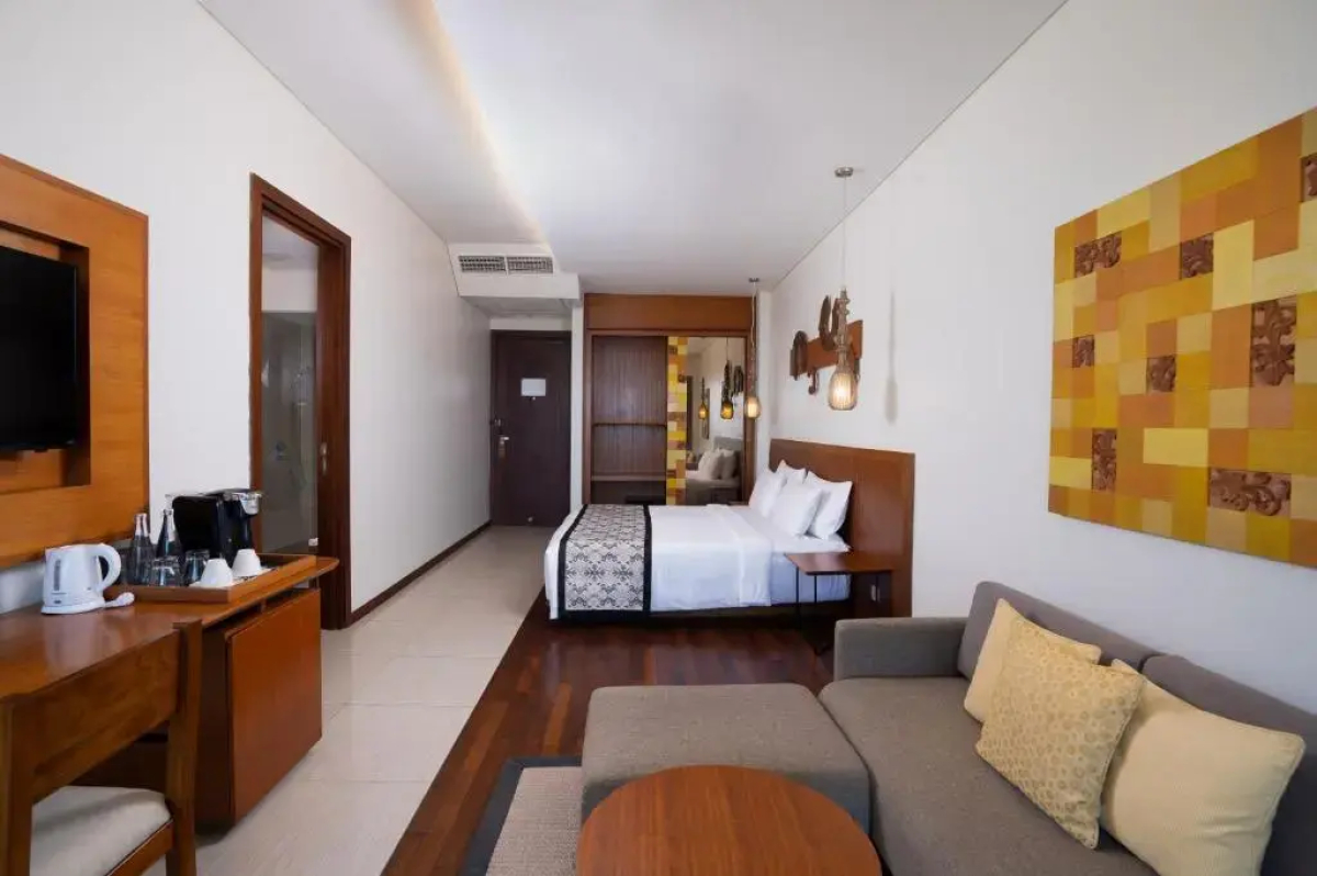 MERUSAKA Nusa Dua