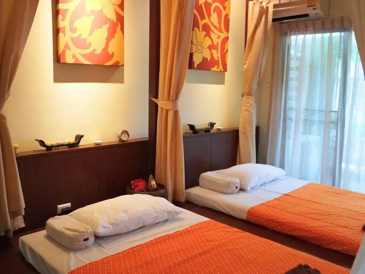 Cosy Beach Hotel