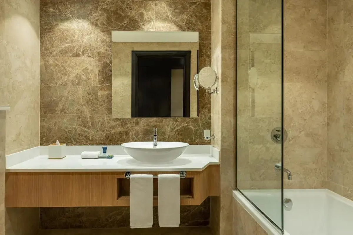 Four Points by Sheraton Production City, Dubai