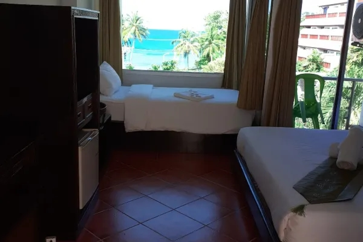 Отель Porterhouse Beach