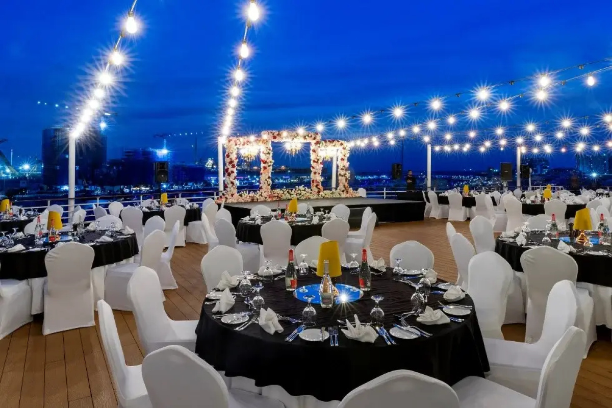 Queen Elizabeth 2 Hotel by Accor