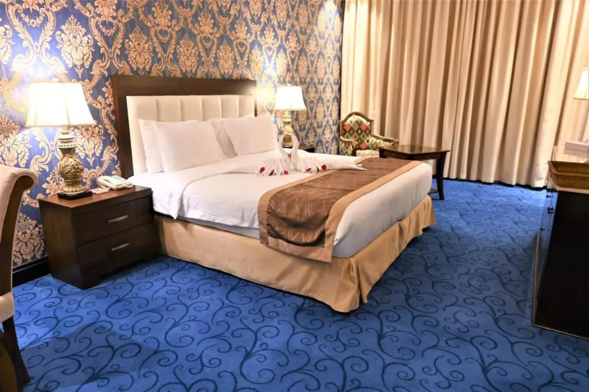 Crystal Plaza Al Majaz Hotel