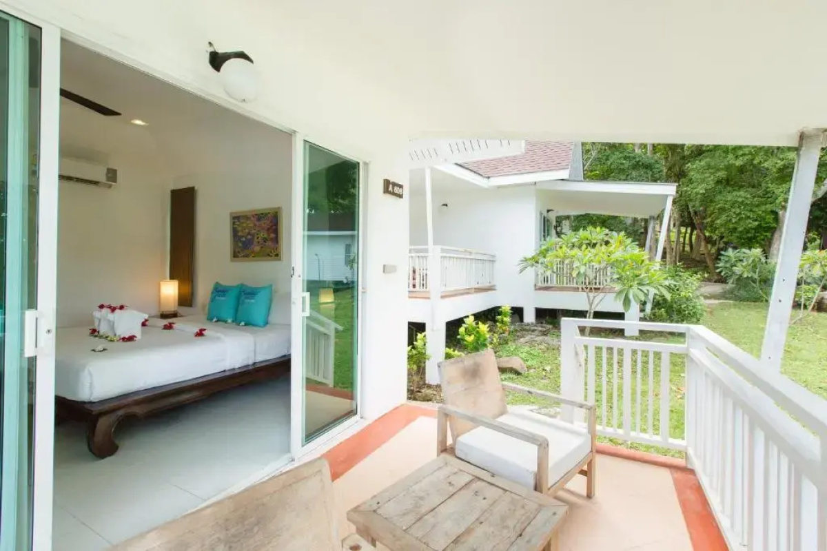 Bay View Resort and Premier Resort