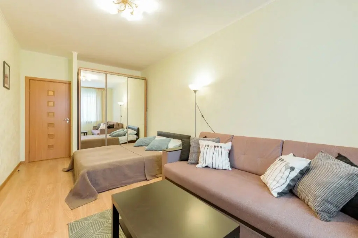 FlatStar on Grazhdanskiy 36