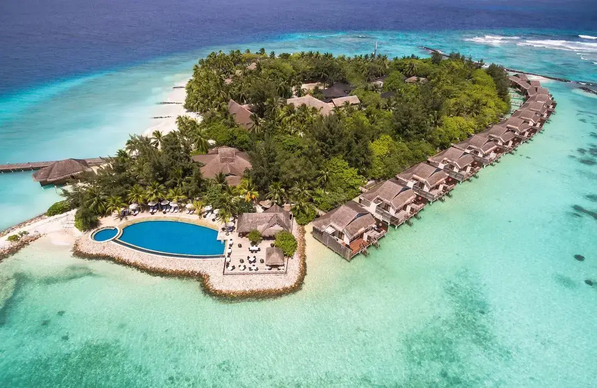 Спа-курорт Taj Coral Reef