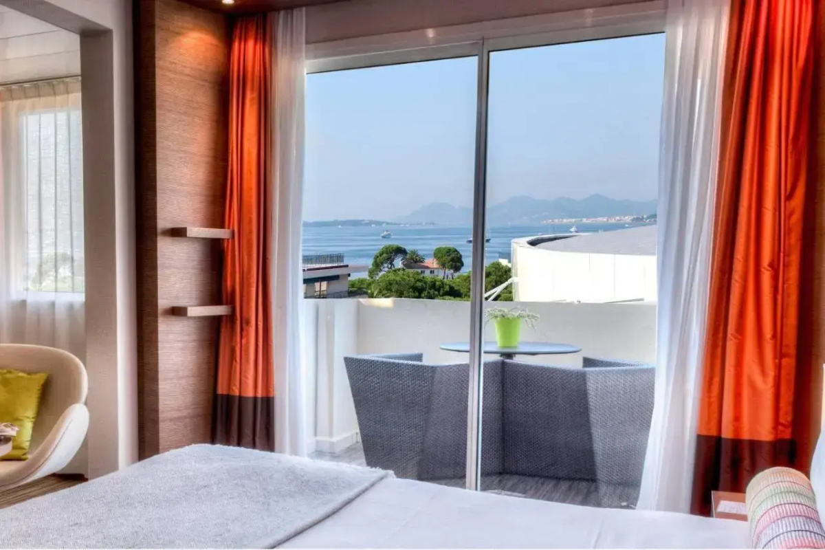 AC Hotel by Marriott Ambassadeur Antibes - Juan Les Pins