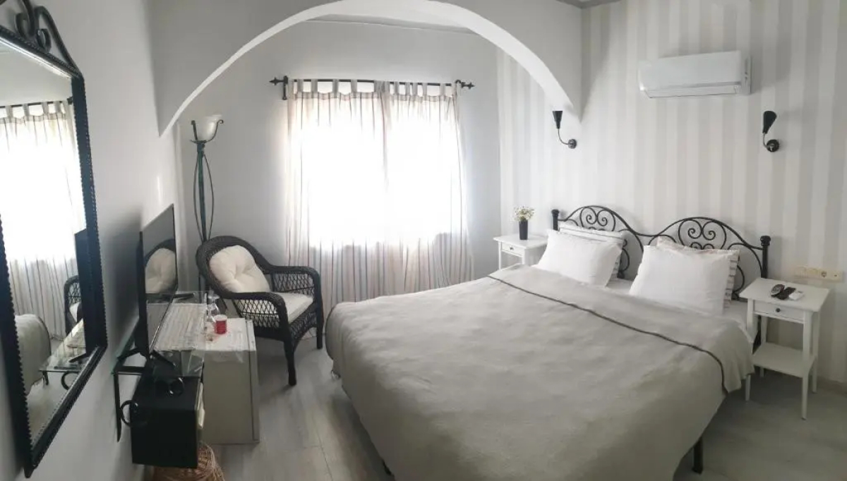 A&B Home Hotel