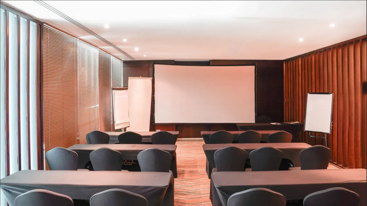 Rixos The Palm Hotel & Suites