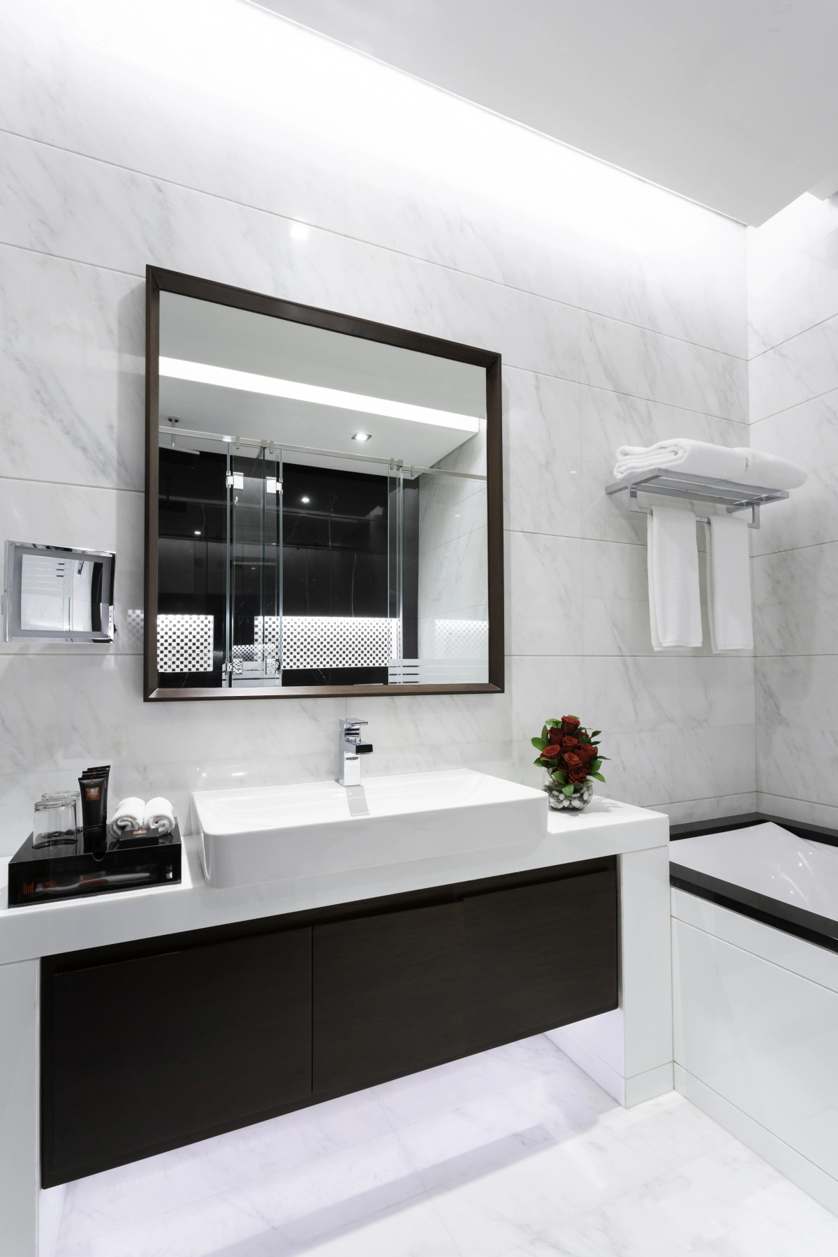 Renaissance Business Bay Hotel