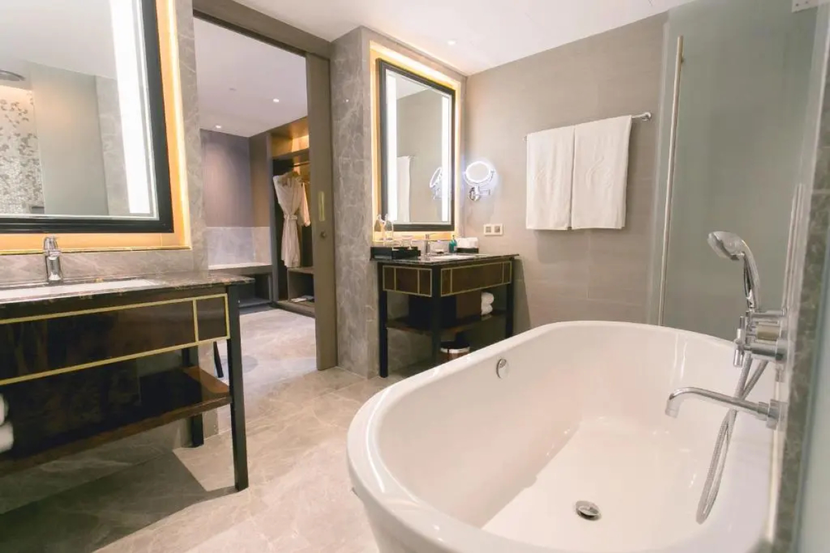 Centara Grand & Bangkok Convention Centre at CentralWorld