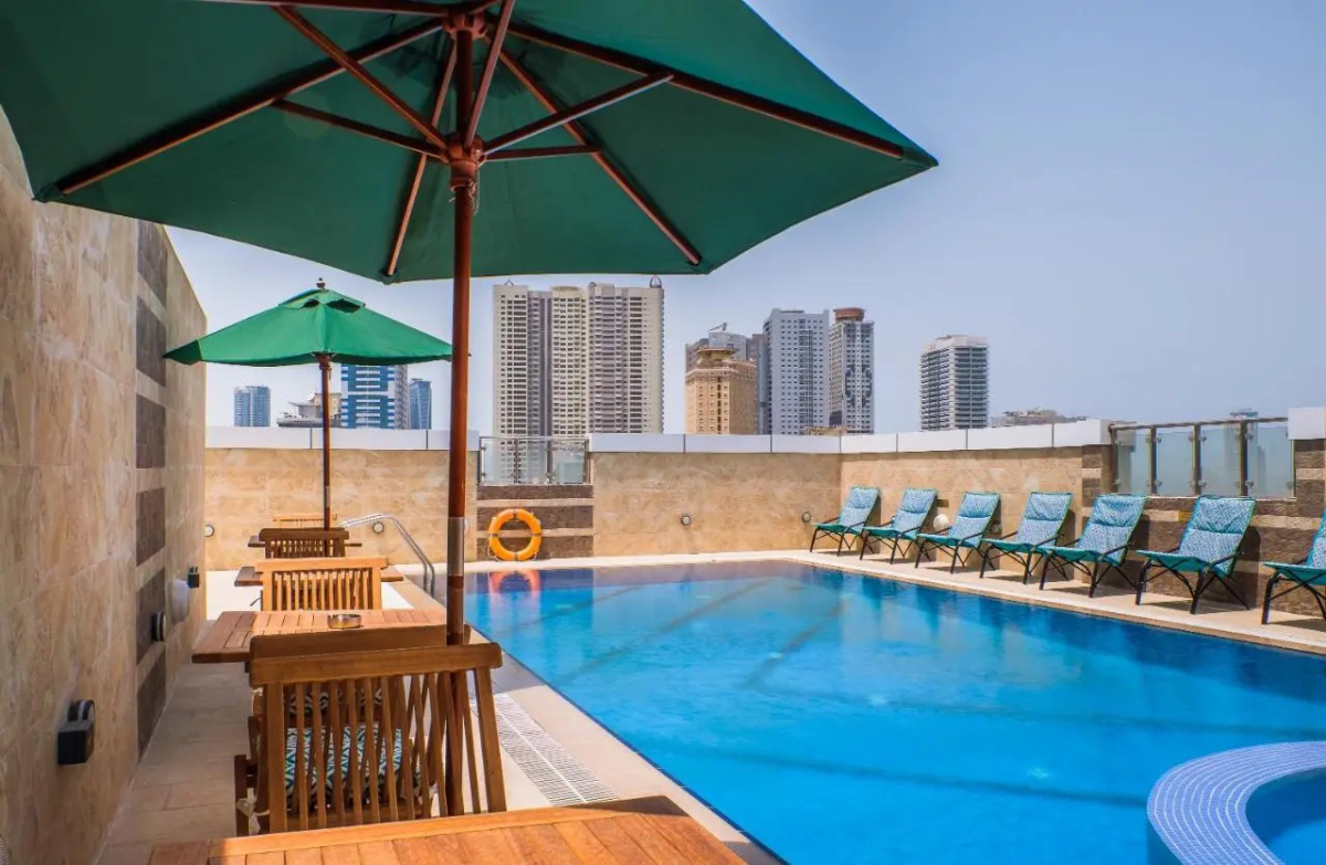 Crystal Plaza Al Majaz Hotel