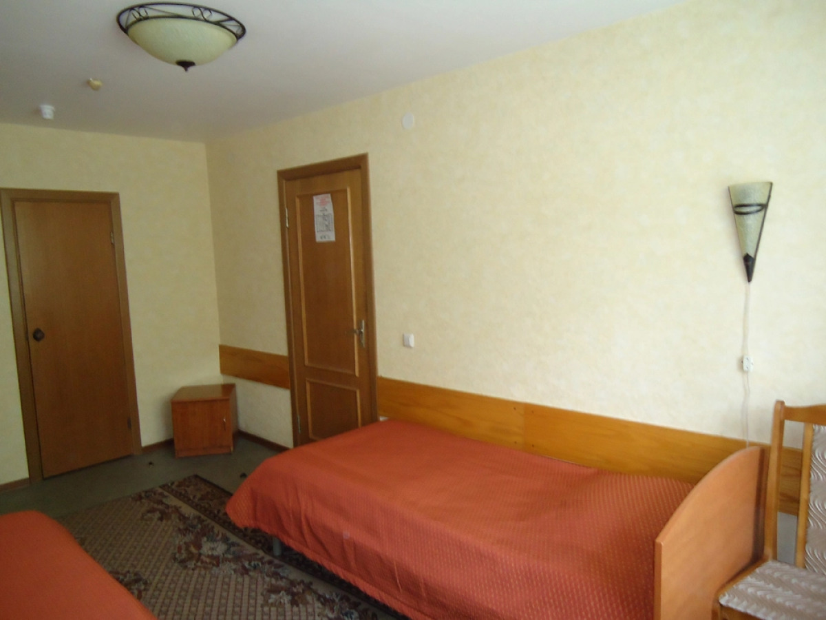 Отель Глобус