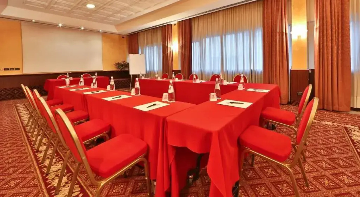 Отель C-Hotels Concorde