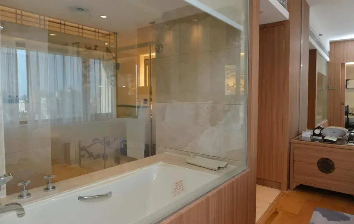 Отель The Garden Hotel Guangzhou