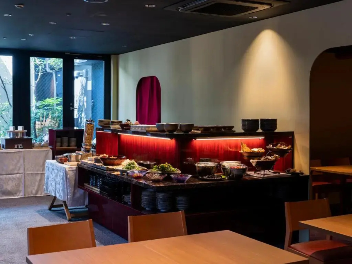 Отель Mitsui Garden Hotel Kyoto Shinmachi Bettei