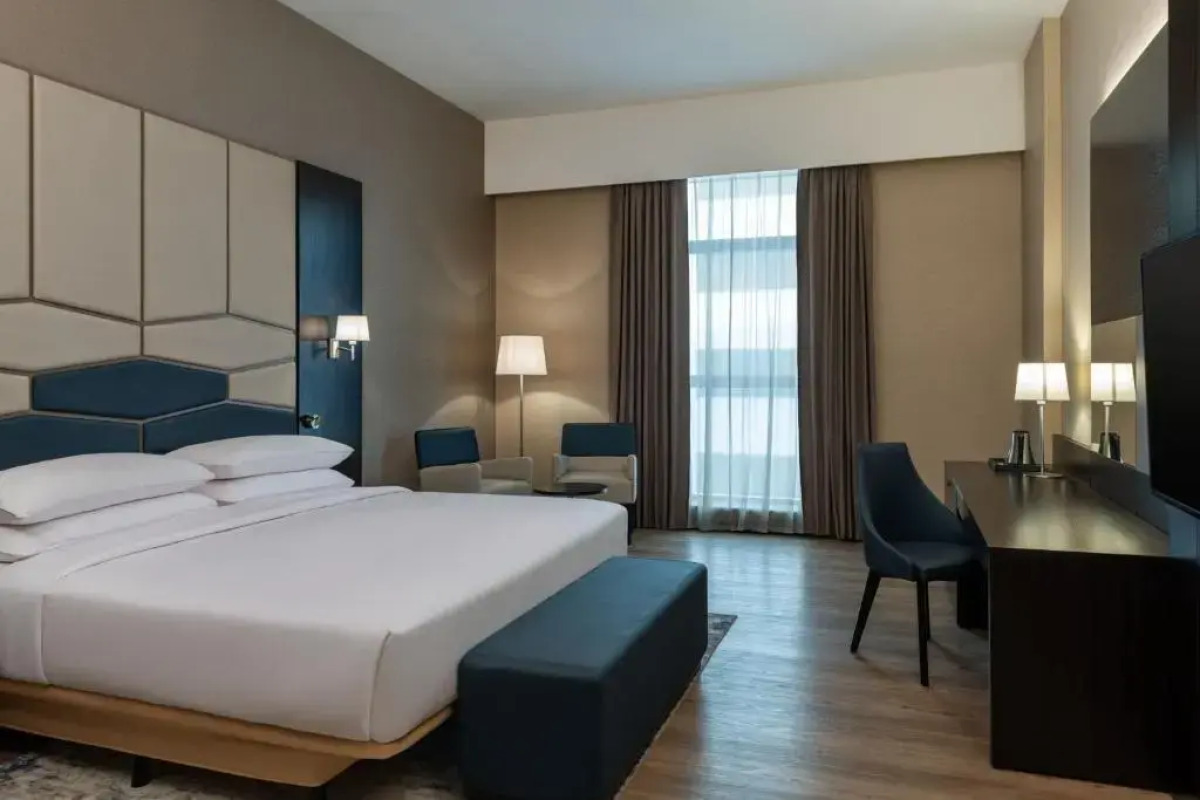 Four Points by Sheraton Production City, Dubai