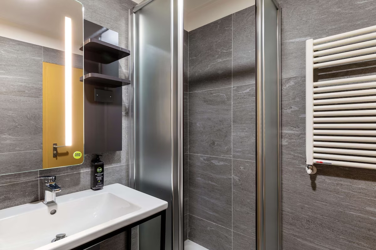 Отель B&B Milano Portello