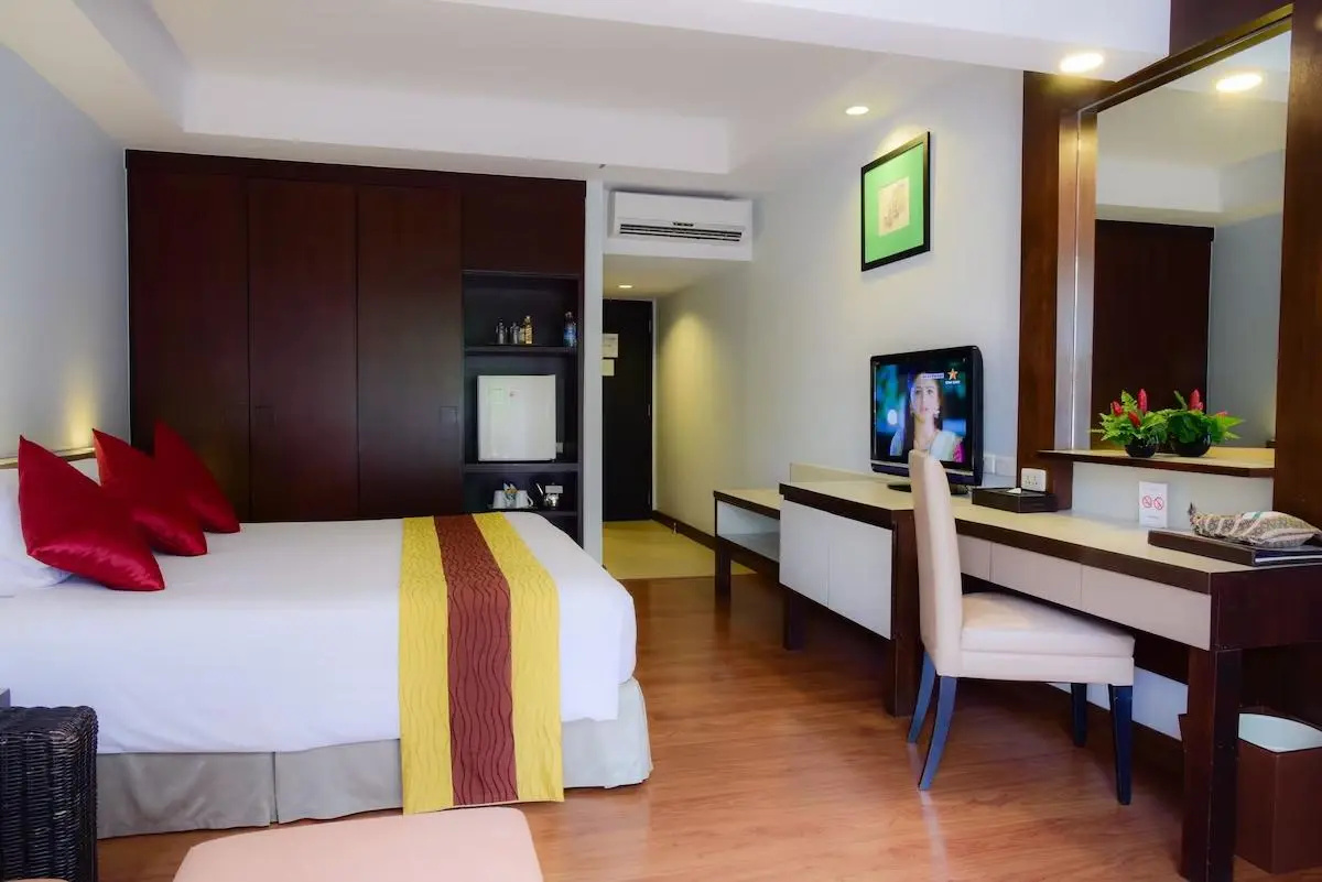 Отель Patong Resort