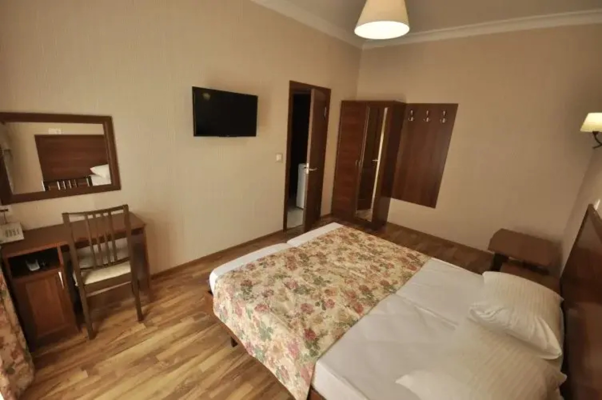 Villa Flora Guest House