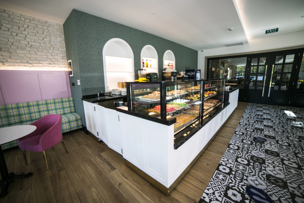 Отель Sailor's Beach Club