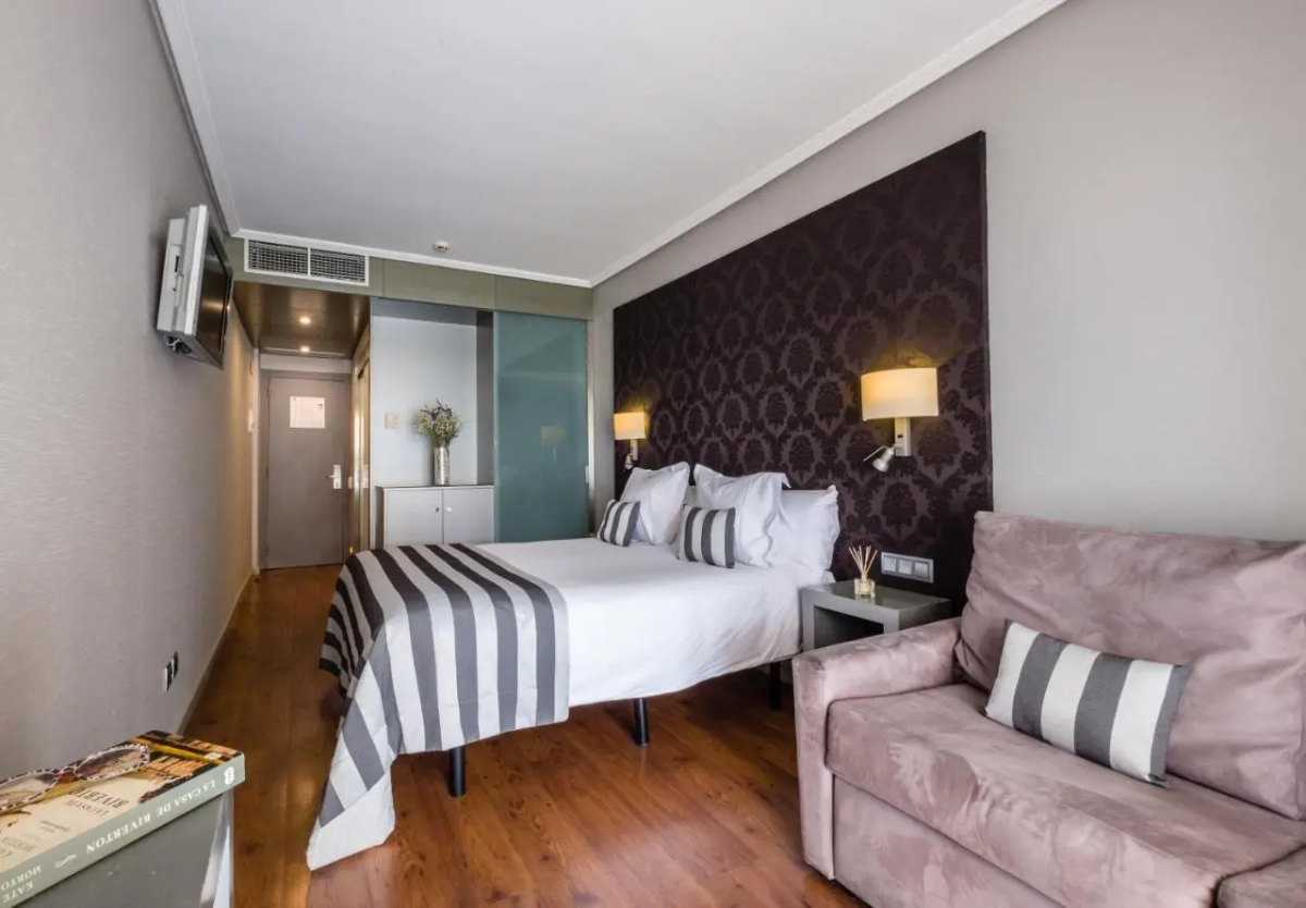 Hotel Num