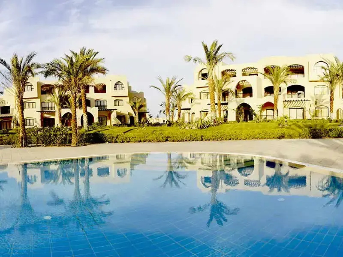 Отель JAZ Neo Saraya Palms