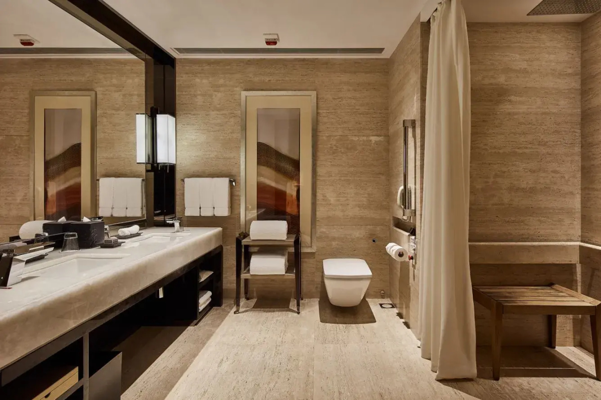The Ritz-Carlton, Hong Kong
