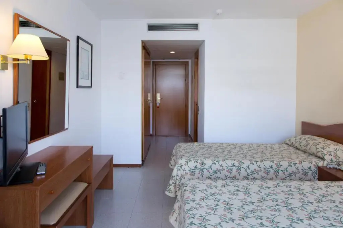 Отель GHT Costa Brava & Spa