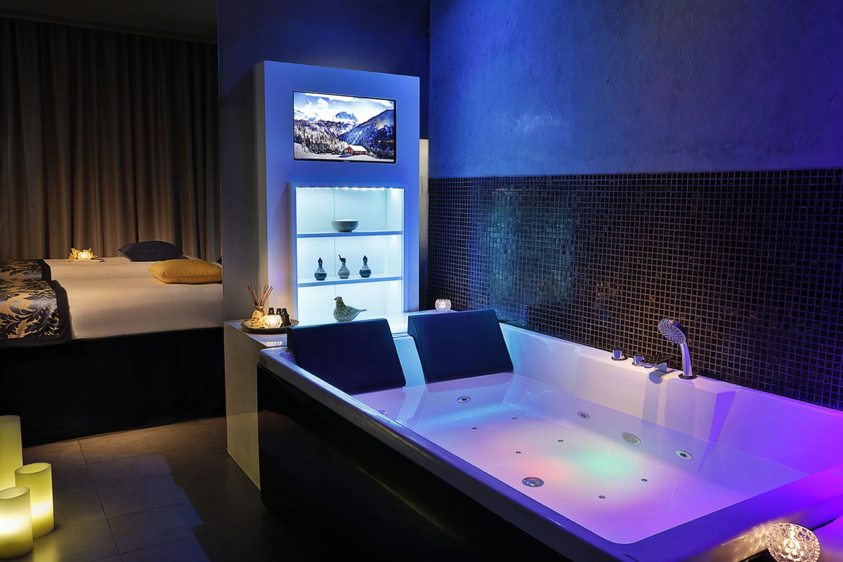 Отель Voco Dubai