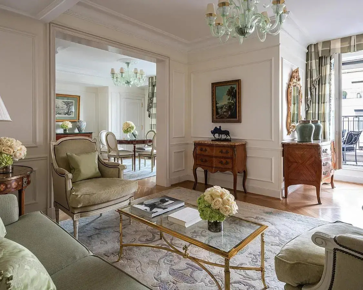 Отель Four Seasons George V