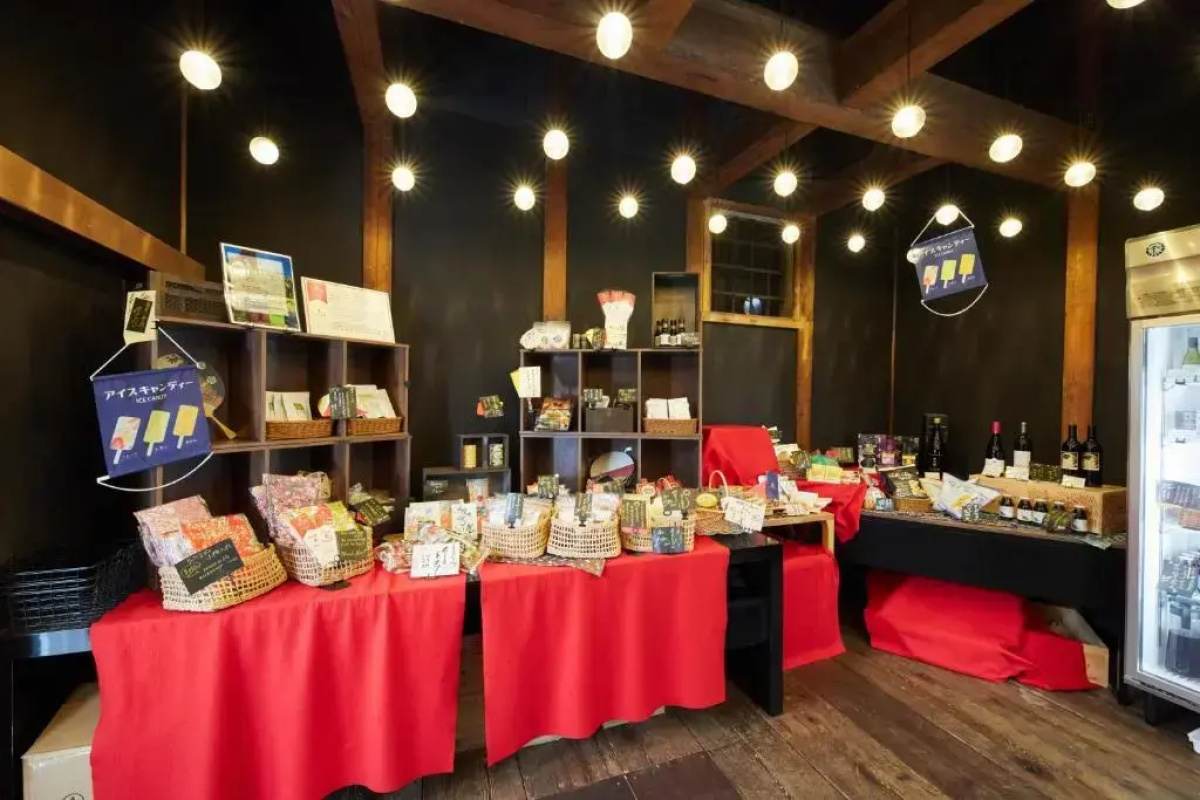 Отель Mitsui Garden Hotel Kyoto Shinmachi Bettei