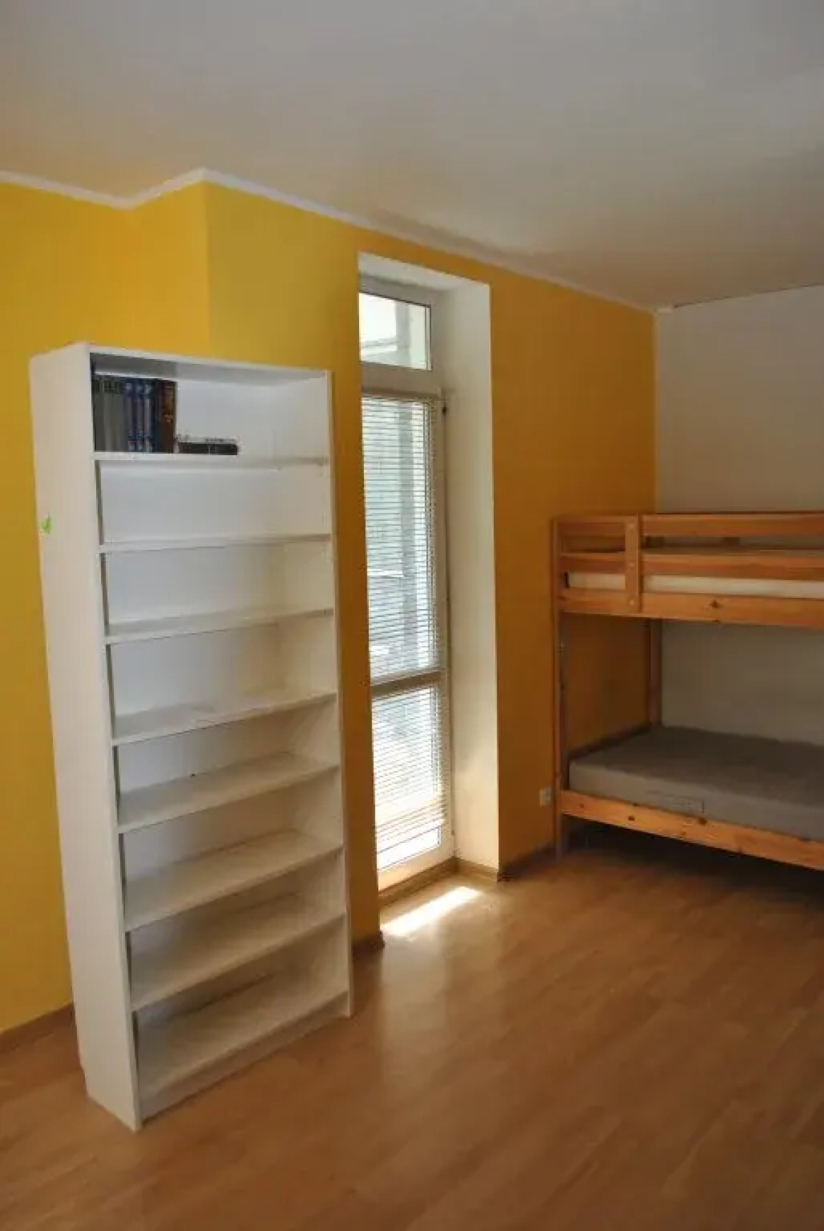 Жилое помещение Холидей на Калинина