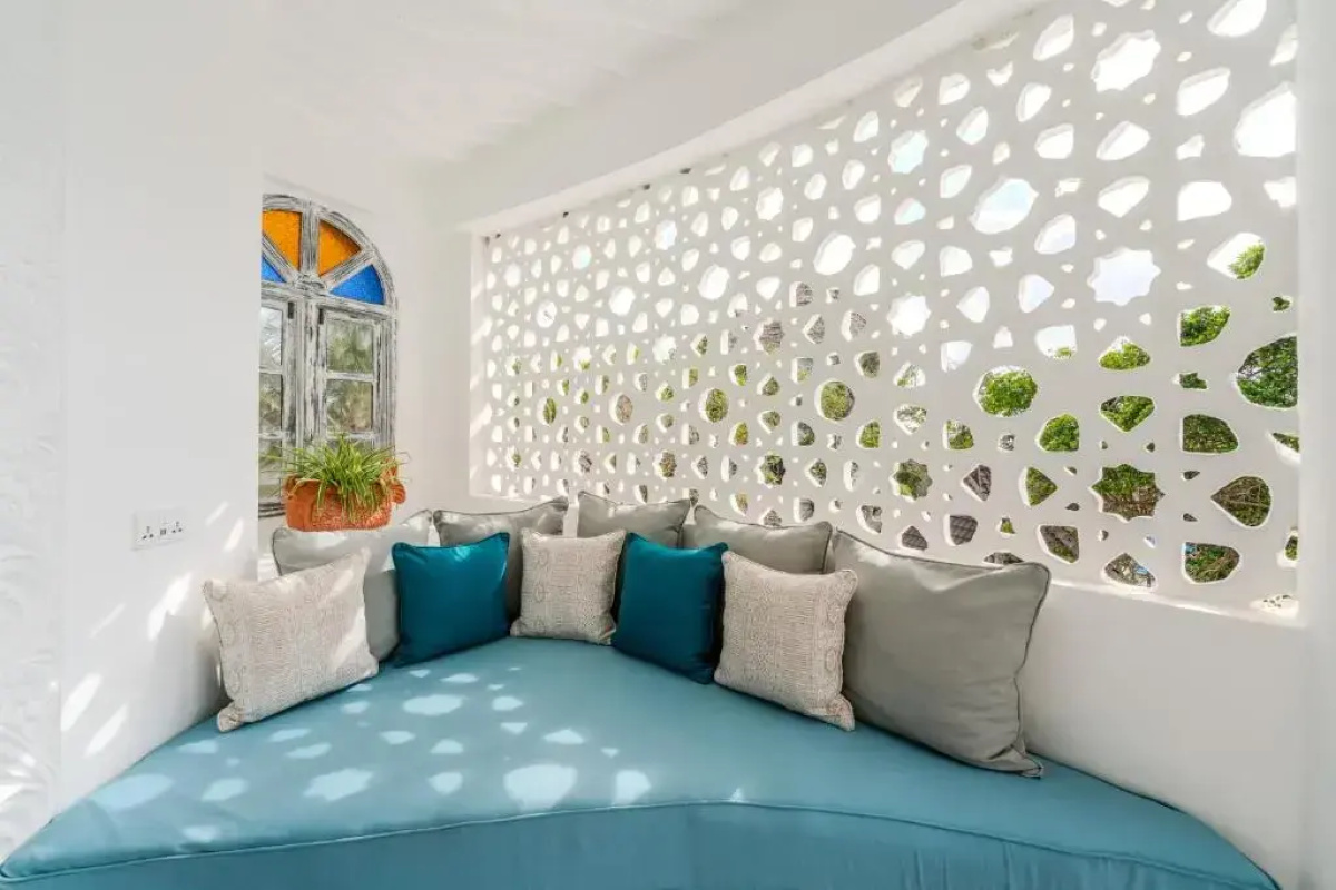 Chale Island Resort