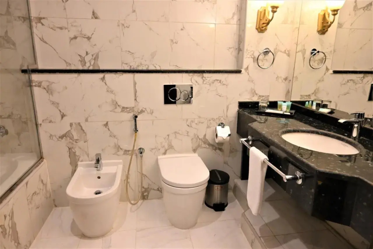 Crystal Plaza Al Majaz Hotel