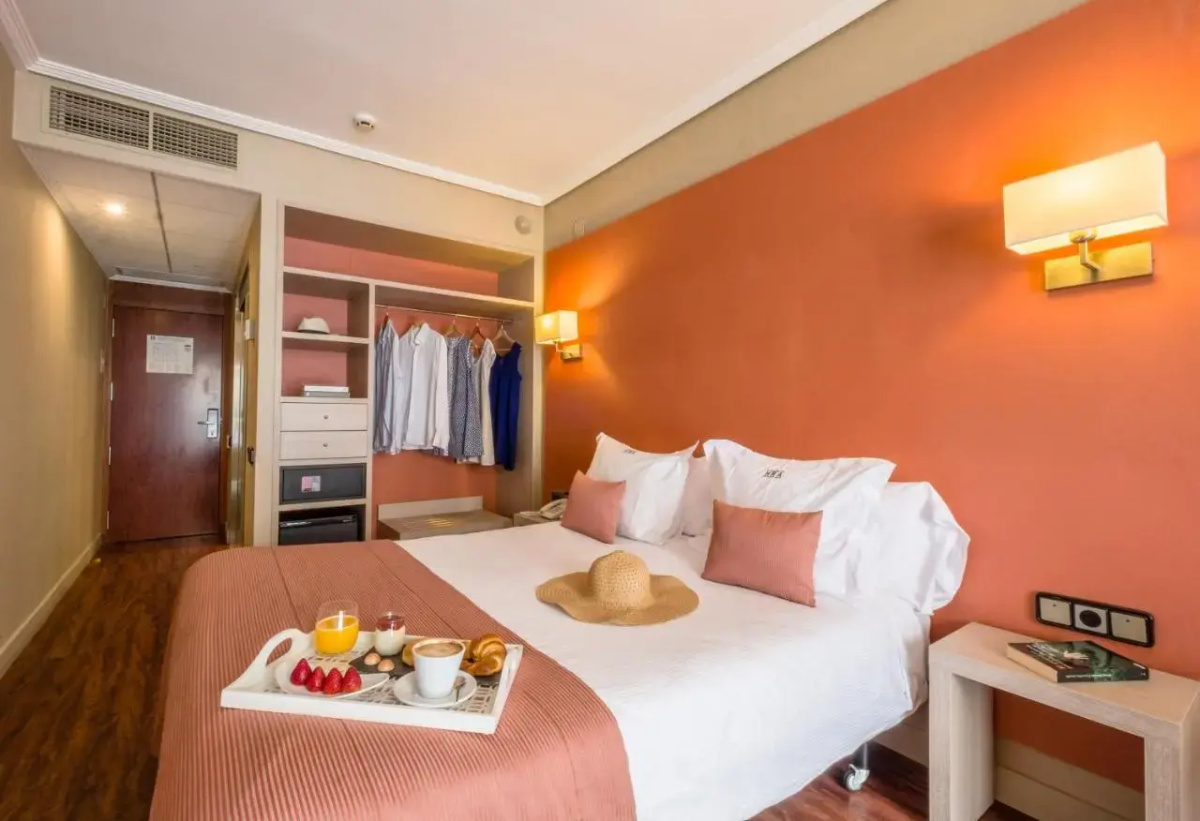 Hotel Num