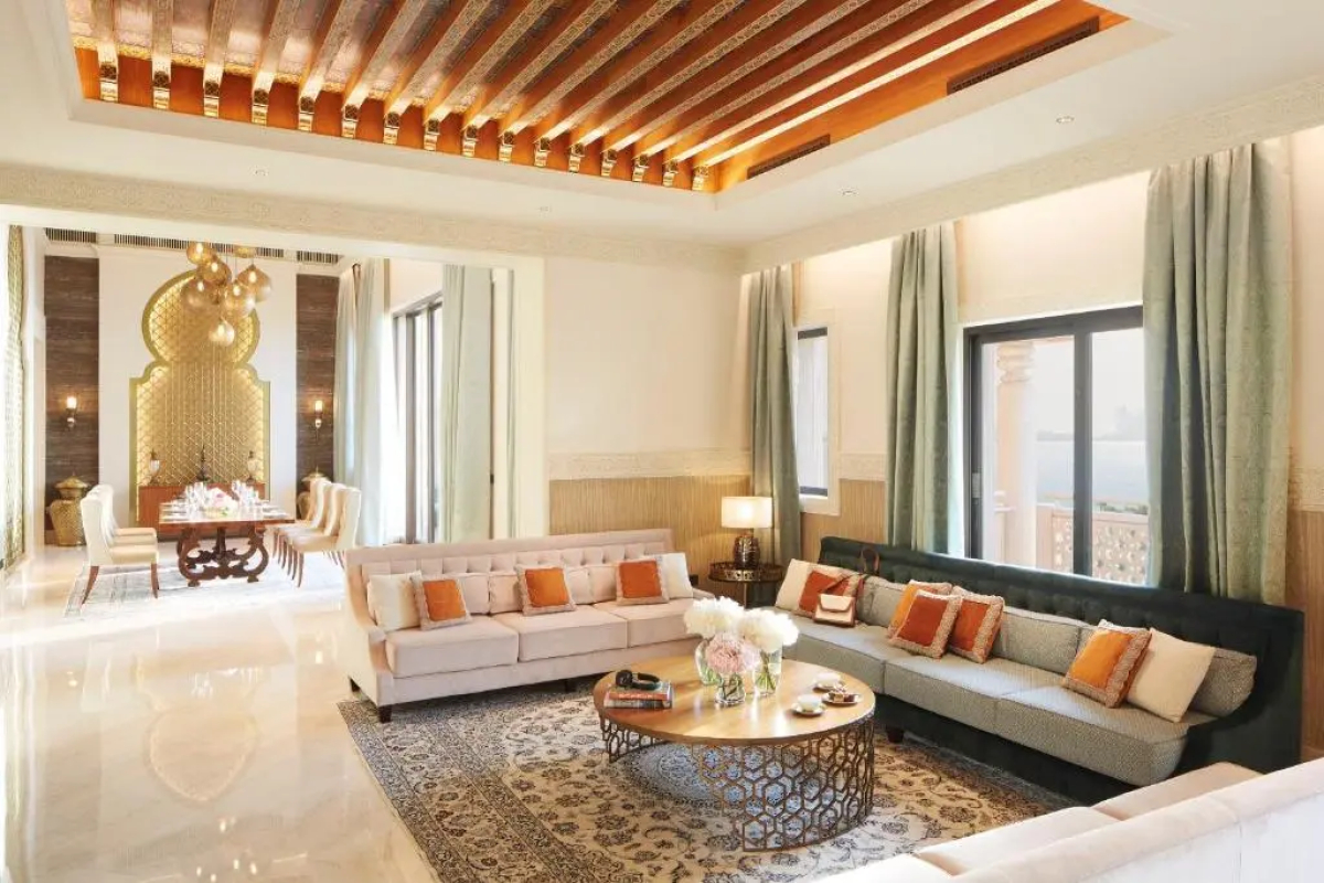 Отель Jumeirah Al Qasr Dubai