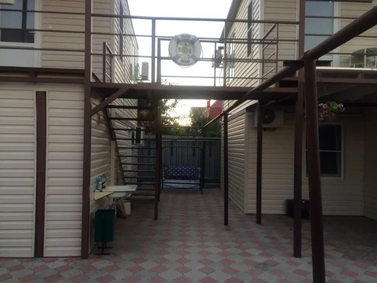 Inn Elena