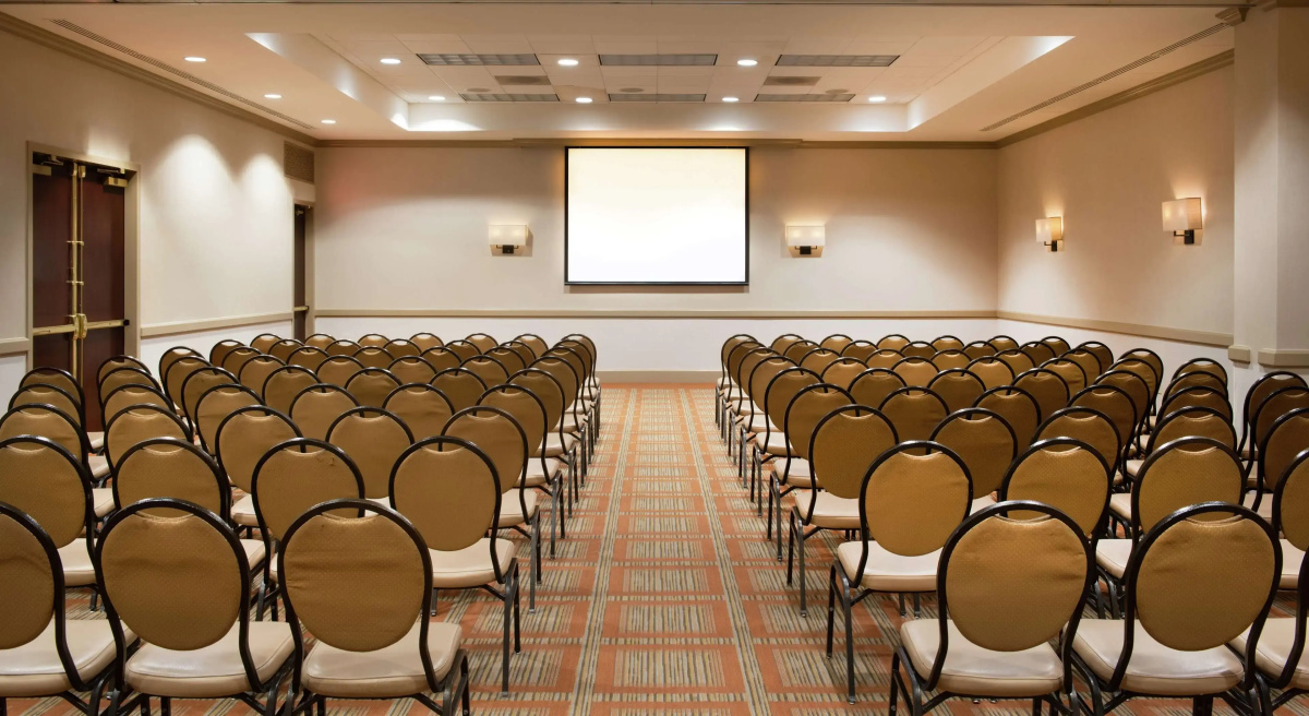 DoubleTree Suites by Hilton Hotel Philadelphia West