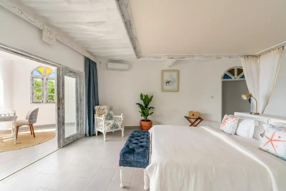 Chale Island Resort