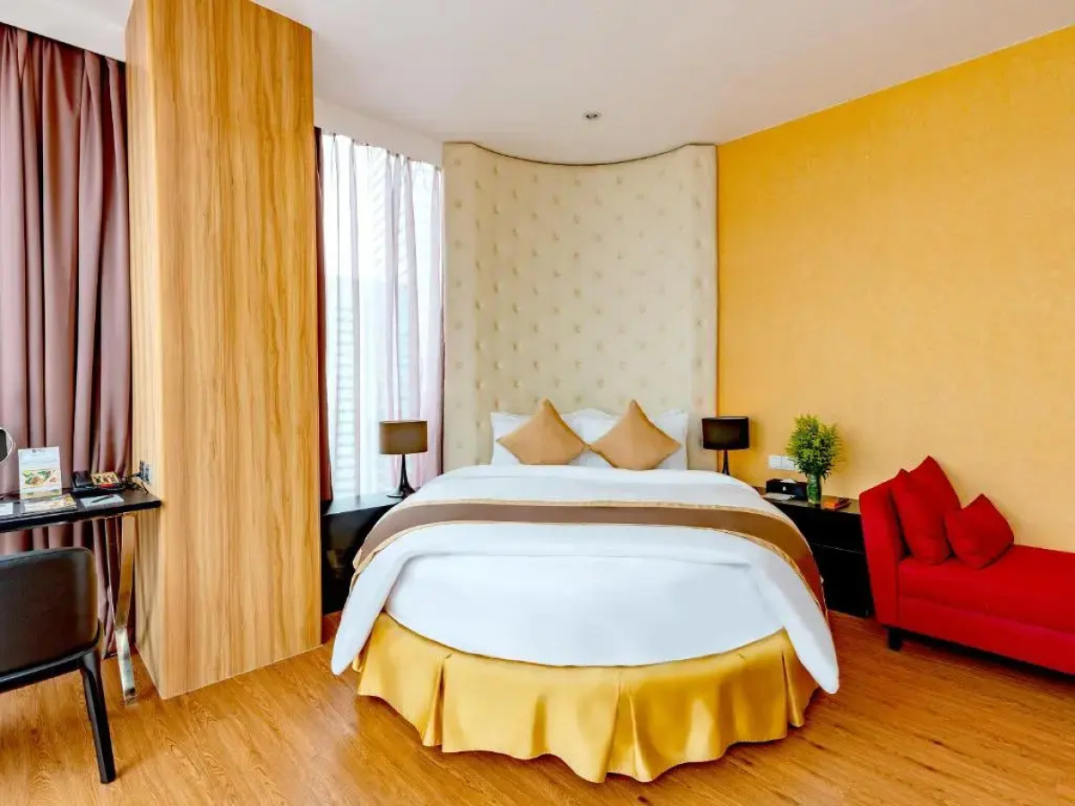 Bay Hotel Ho Chi Minh