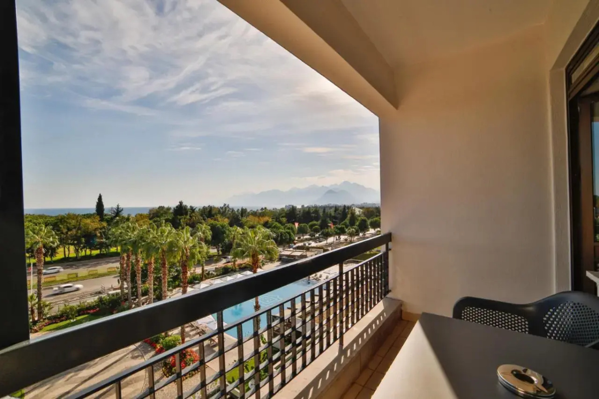 Nashira City Resort
