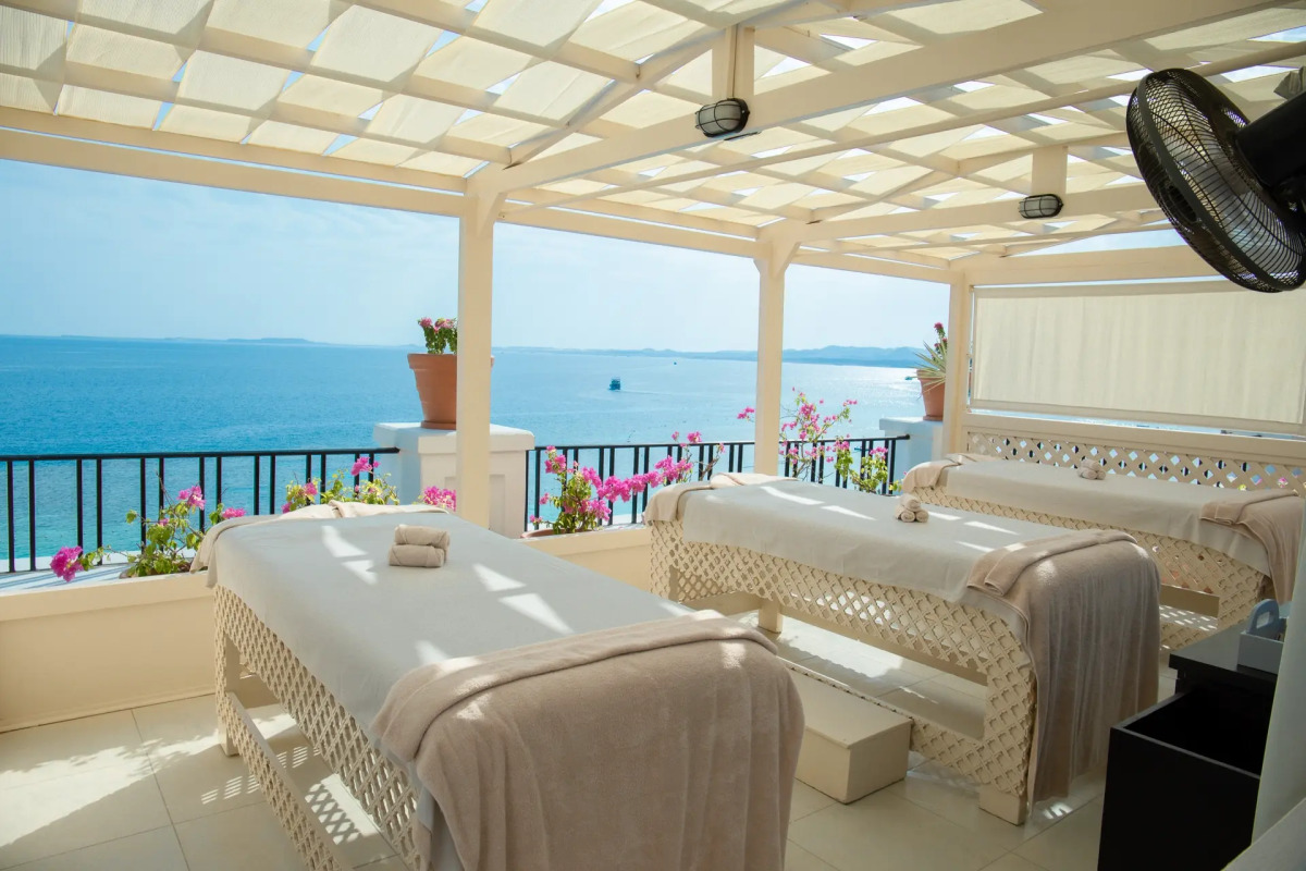 Jaz Fanara Resort & Residence