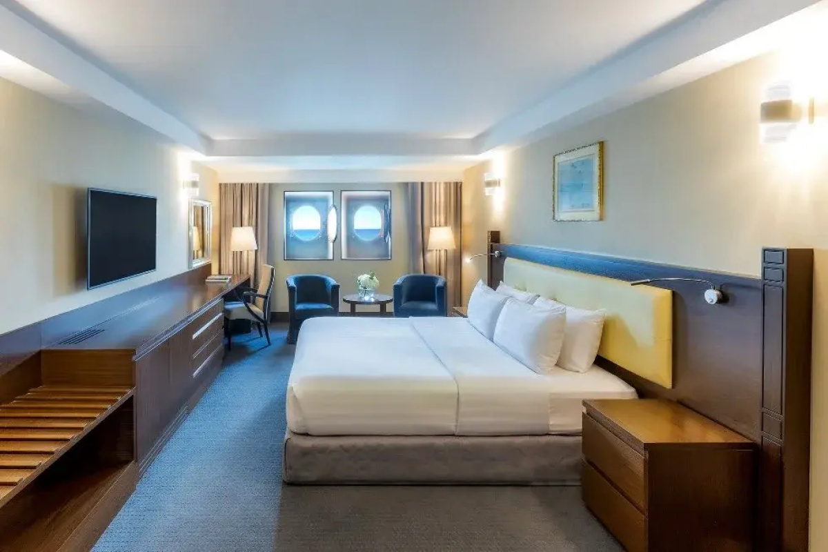 Queen Elizabeth 2 Hotel by Accor