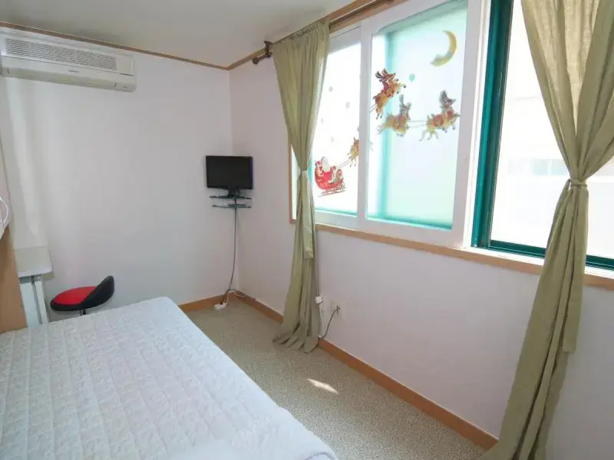 2c House