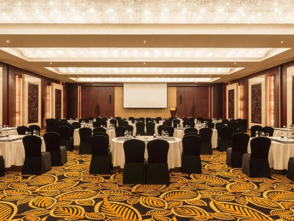 Отель Sofitel Dubai Jumeirah Beach