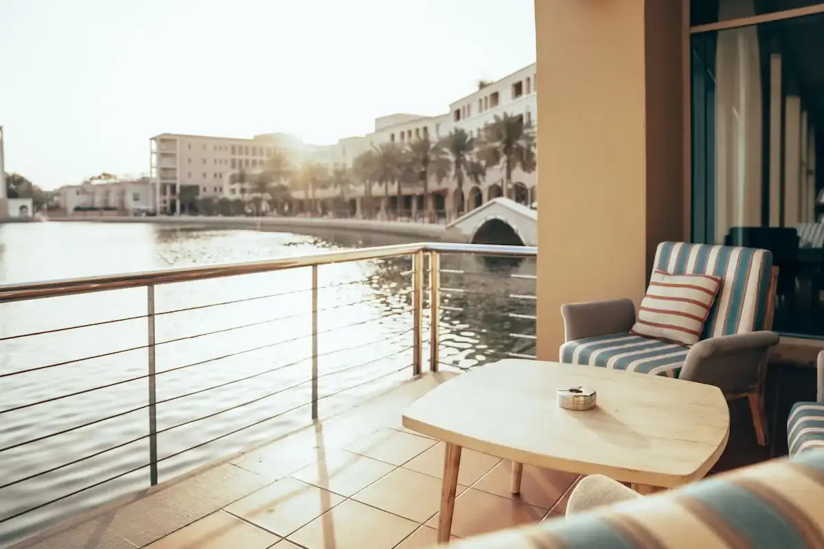 Отель Millennium Lakeview