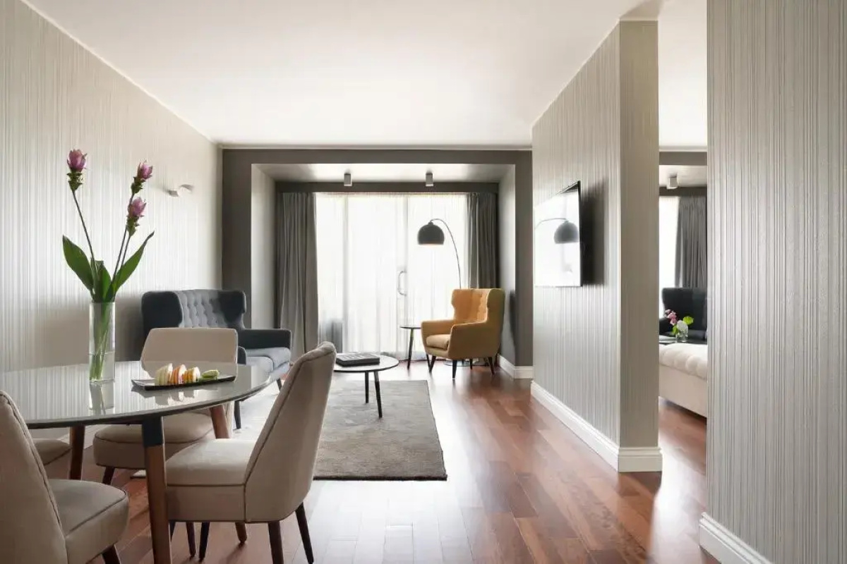 The Nicolaus Hotel