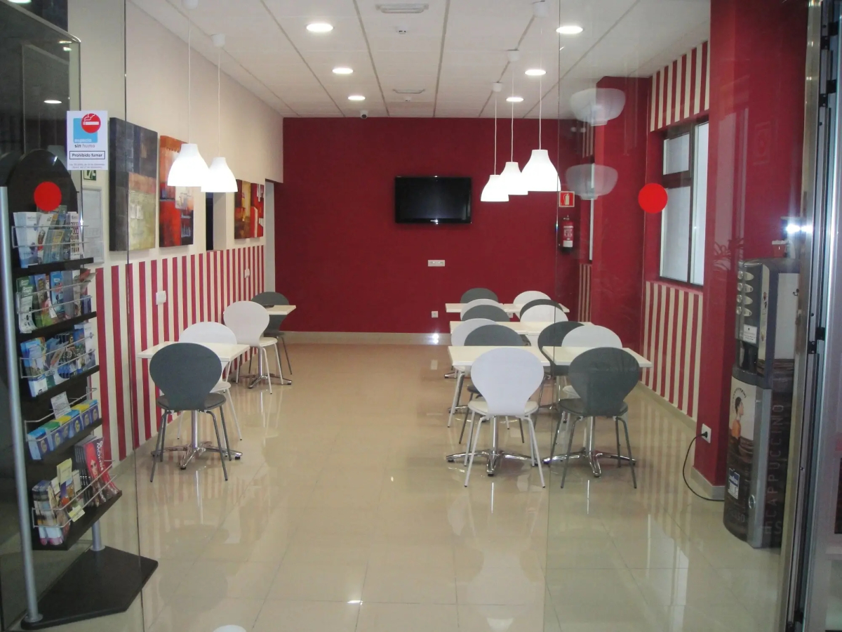 Mhc Arenales Hotel