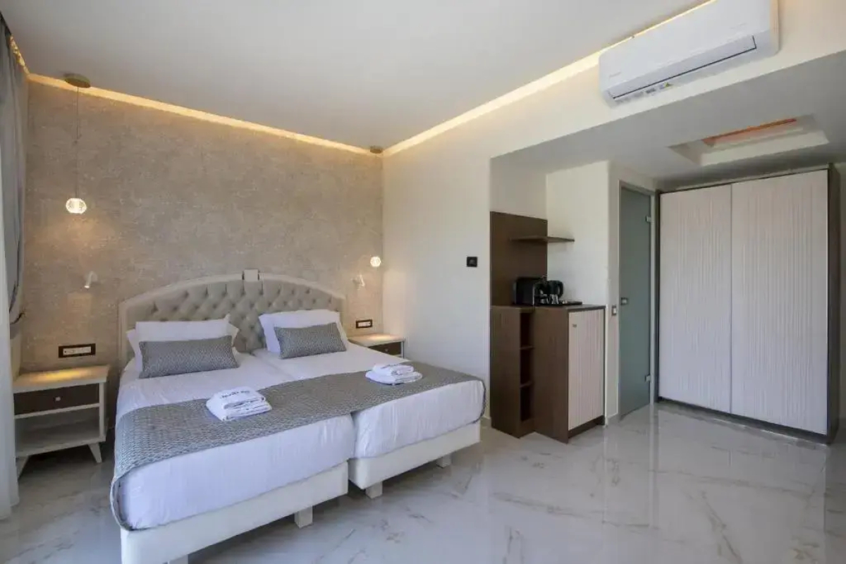 Vantaris Luxury Beach Resort