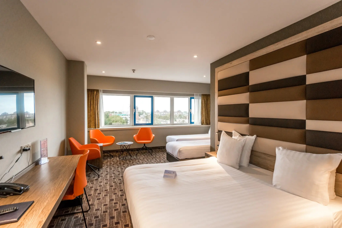 XO Hotels Blue Tower